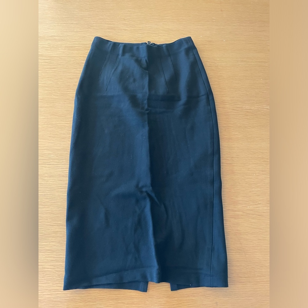 Alice + Olivia Classic Black Pencil Skirt